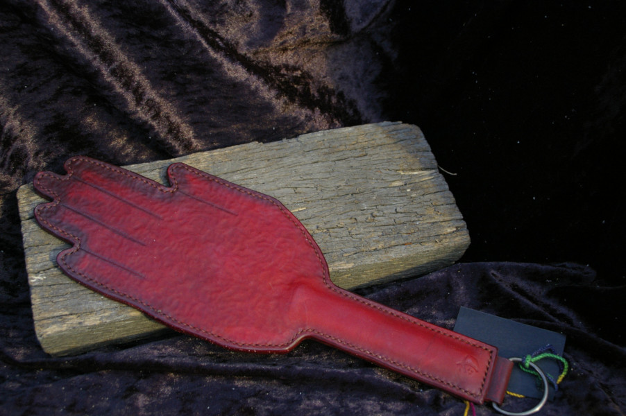 Red right hand paddle